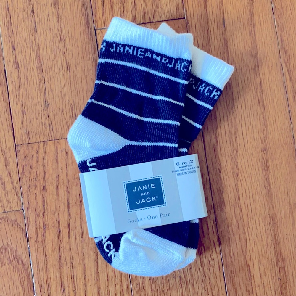Adorable jannie jack socks 6-12 month new